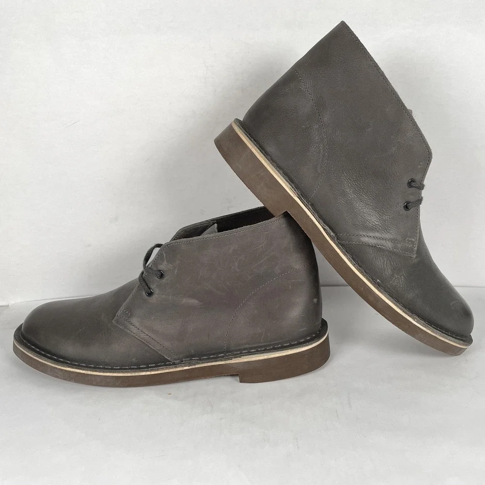 Clarks Desert Chukka Boots Mens Size 9.5 Gray Leather Lace Up Casual Shoes